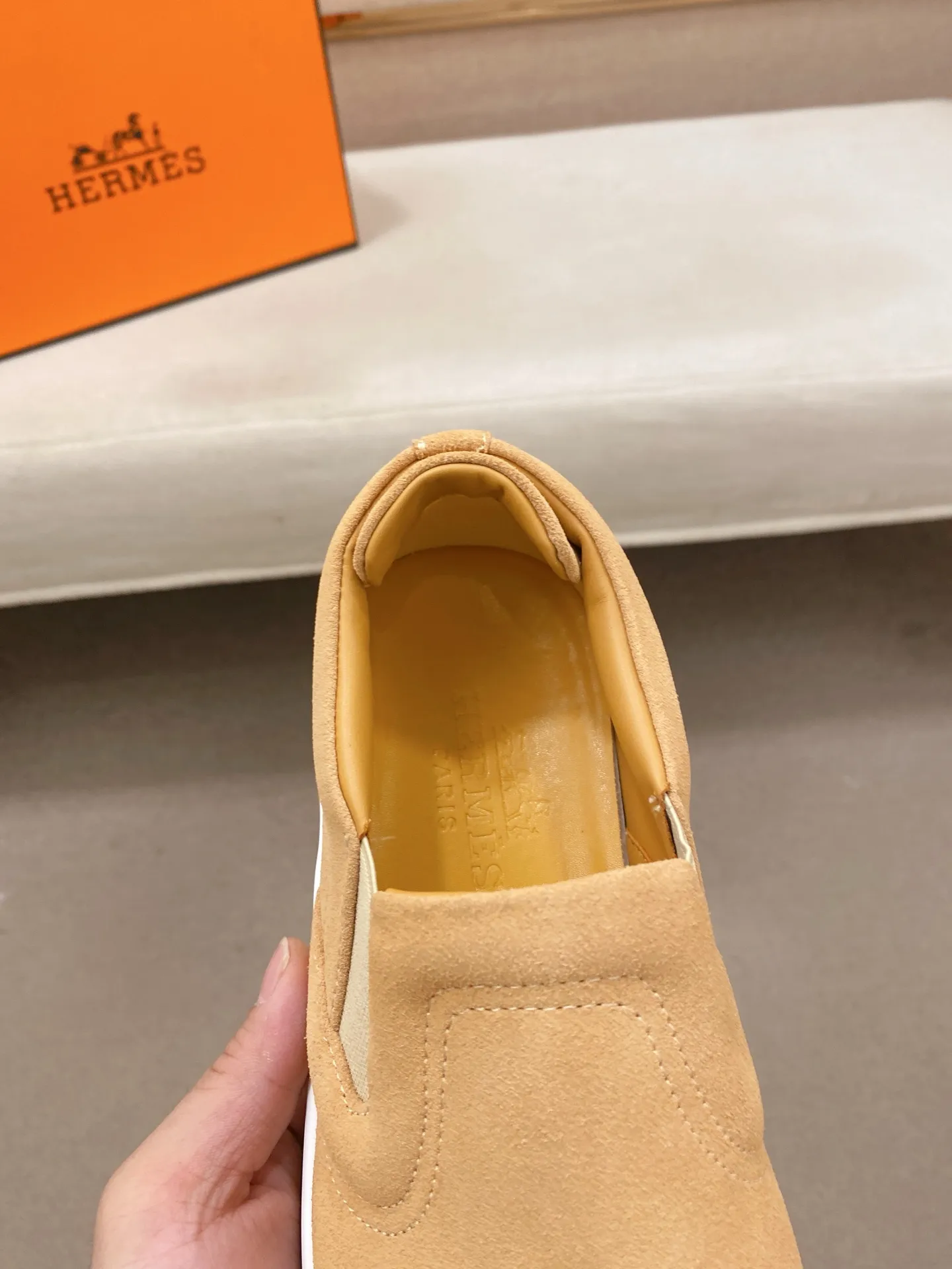 Men's clothing and shoes💰: 442💰《HERMES》【Classic original single version】Hermès; top 🔝purchase agent🔍🔍men's latest 🇺🇸 counter sales simultaneously, imported from Italy original ▲▲cowhide ▲▲ (high-end, nobility, class) ) Exquisite workmanship (Italian 🇮🇹 imported water-dyed 🐂 cowhide lining) sole: original sole provided by the original factory, ⚠️exclusive double-layer activity·TPR·rubber·combined molded outsole; super comfortable·wear-resistant·non-slip·environmental protection The real thing is more beautiful if you take the real thing (high quality, follow the order). You can enter and exit the counter at will * Number of yards: 38-44 (45 can be customized and cannot be returned or exchanged)